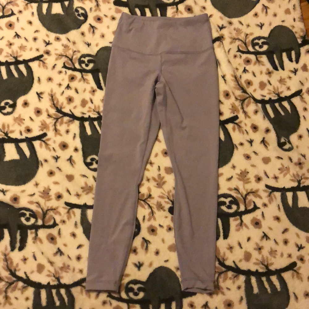 purple leggings